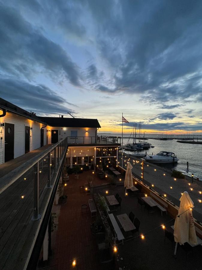 Hotell Hamnen Färjestaden Dış mekan fotoğraf