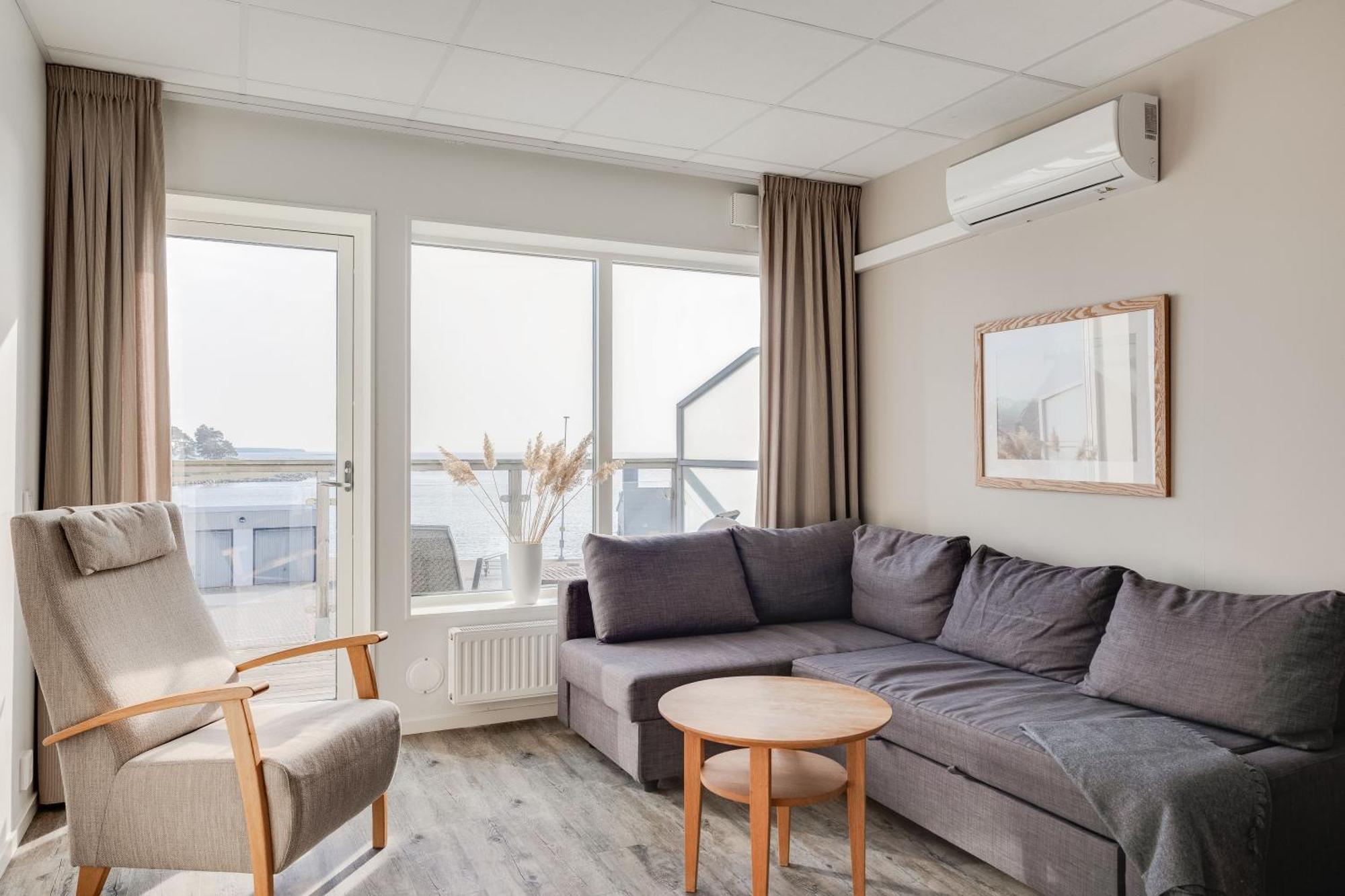 Hotell Hamnen Färjestaden Dış mekan fotoğraf